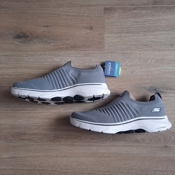 Кроссовки Skechers Gowalk