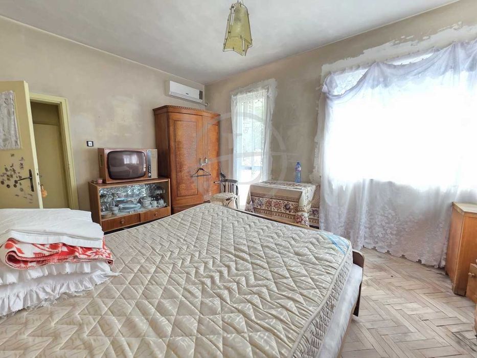 Продава се Тристаен апартамент в Пловдив, Център - 120 кв.м за 3750 €/кв.м - Снимка #11