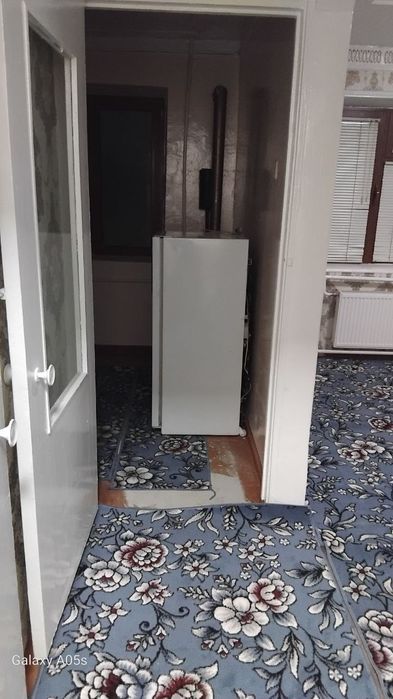 Киргили 24 мактабини олдида 2 хонали уй ижарага берилади