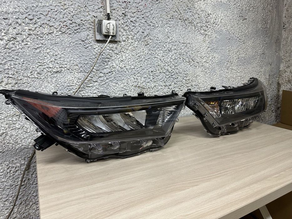 Фары Рав4 19-23 ,LE XLE Rav 4