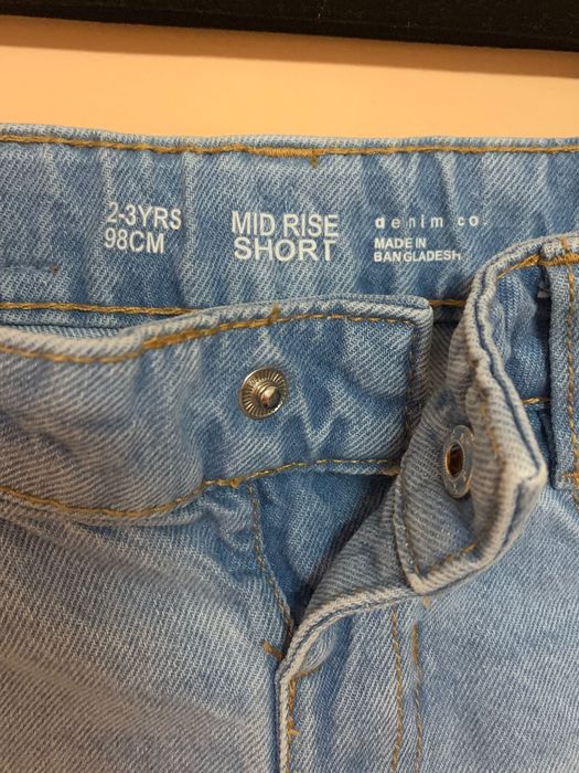 Къси дънкови панталони  Denim & Co с цветна бродерия на дъга, р-р 2-3 г. (98 см)