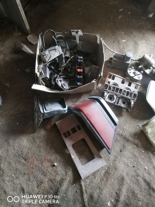 Запчасти на мерседес 602 двигатель,