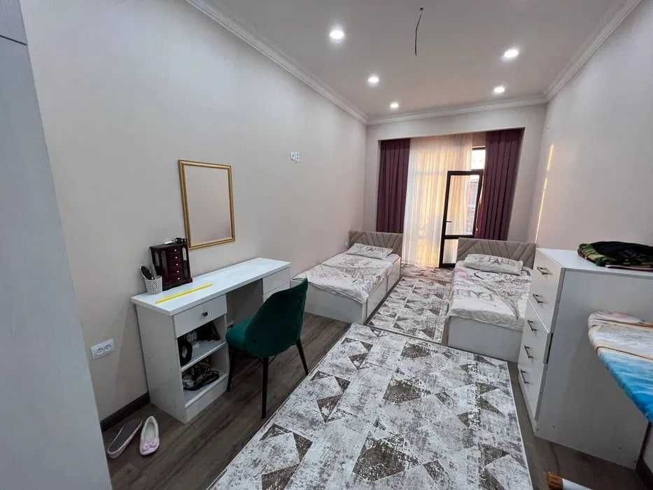 Мирзо-Улугбекский р-н, Экобазар, 4/5/6 (LY)