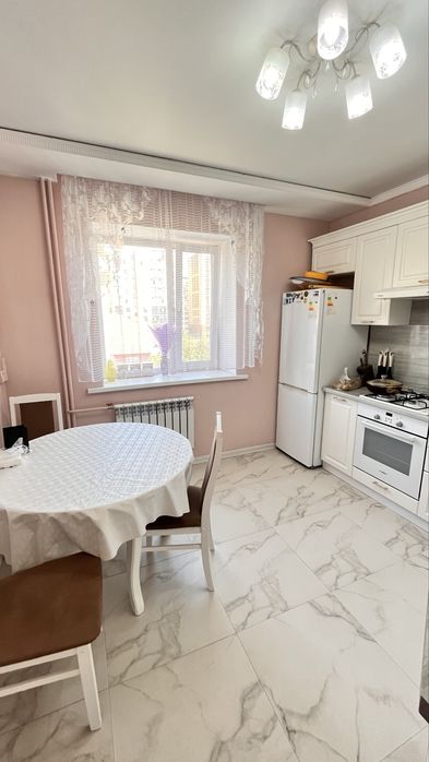 Продам 2 комн квартиру