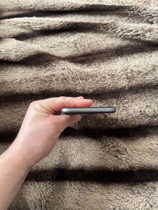 Айфон 11  128 гб память