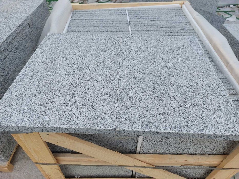 Термолющен Гранит Стъпала 130/33 с чело.Промоция 48 лв.Комплекта с Ддс