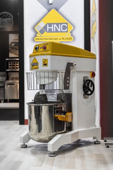 Миксер планетарный промышленый