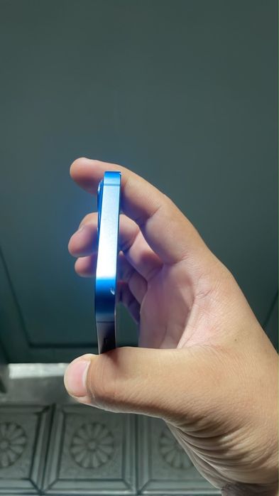 Iphone 13 256гб.