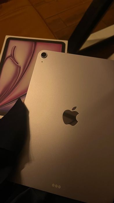 iPad Air 11/2025
