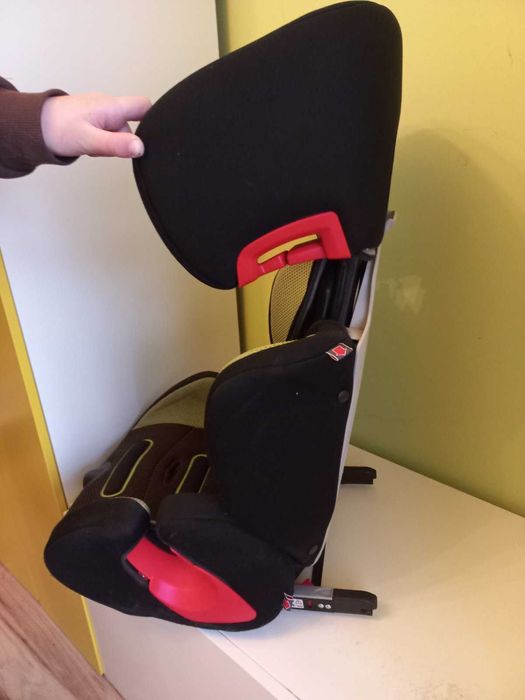 детско столче за кола от 2 г. до ръст 146см