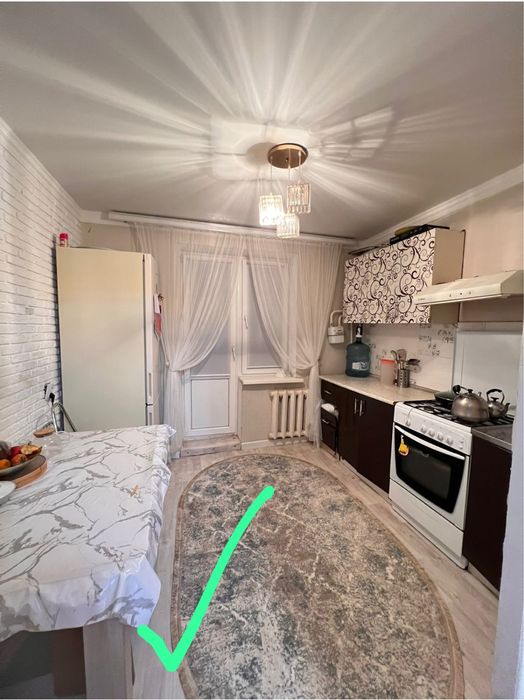 Продам куханный стол