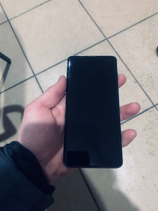 Samsung S10 . 128 gb