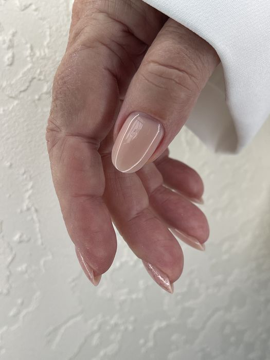 Manichiura -pedichiura si pensat