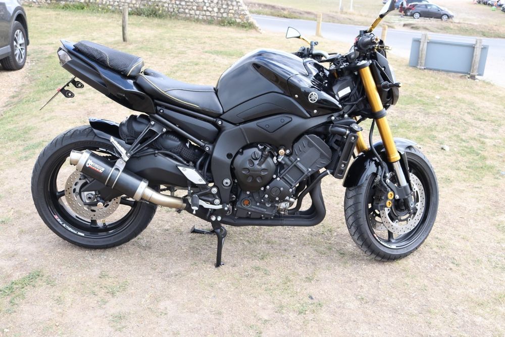 Yamaha fz8  2012