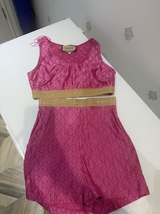 Продам двойку Gucci оригинал