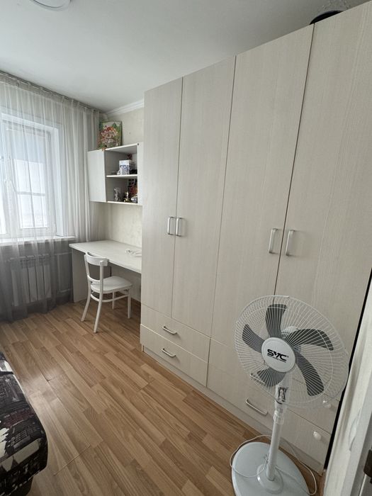 4комн квартира продам