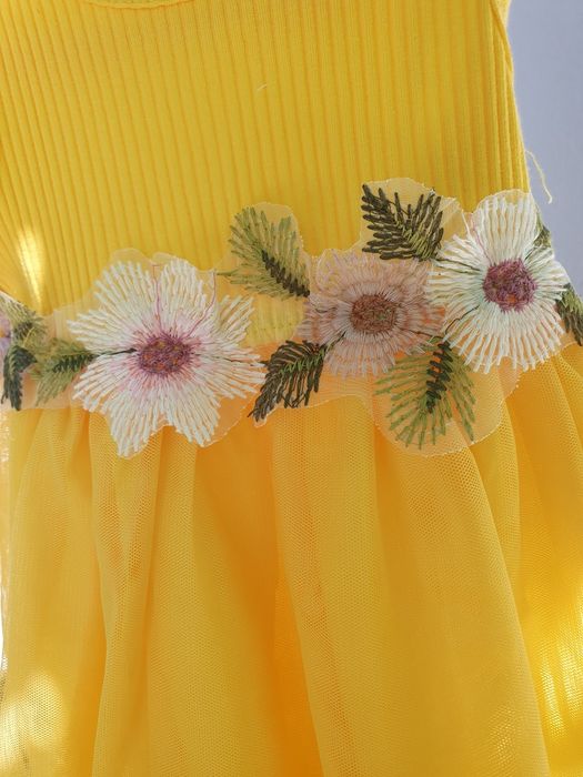 Rochiță galbenă + bolero fetiță 9-12 luni – elegantă, stare foarte bun