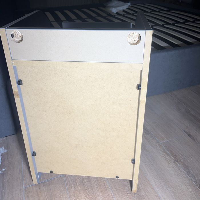 Set 2 Noptiere Gri Mat – Design Scandinavian cu Margini Anti-Cădere