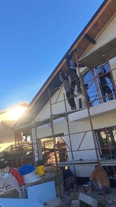 Persoana fizica ,casa Valea Adanca