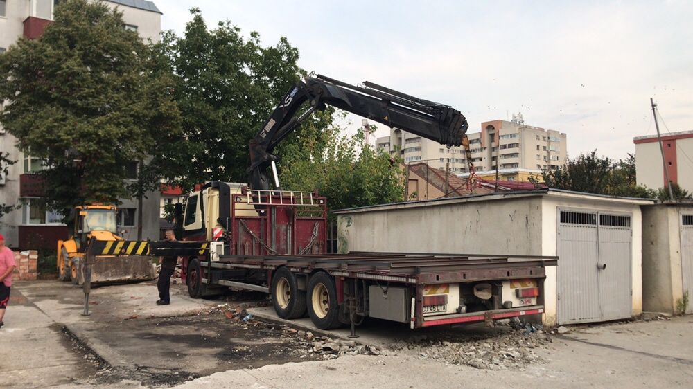 Vând garaj beton cu transport inclus