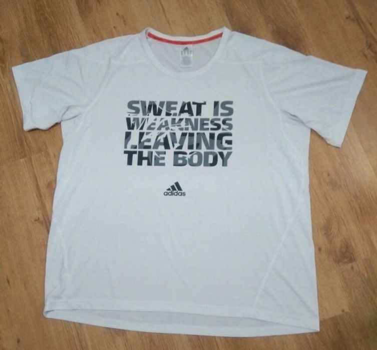 Tricou Adidas mărimea XXL