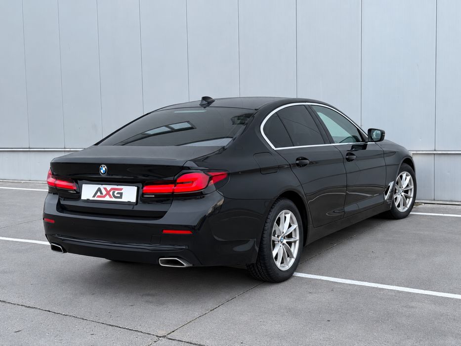 BMW Seria 5 2022 — imagine 4