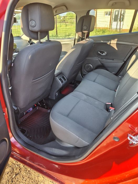 RENAULT 4 2011 — imagine 2