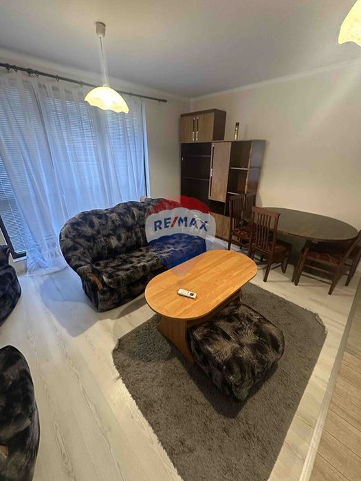 Дава се под наем Тристаен апартамент в Варна, Цветен квартал - 80 кв.м за 508.47 € - Снимка #3