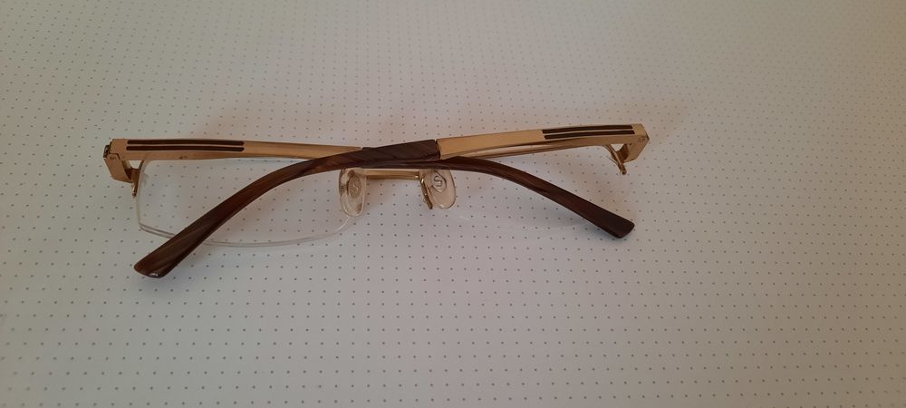 Титановая оправа от компании St.chrol pure titanium