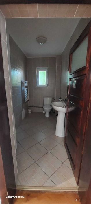 Spatiu comercial la casa, curte proprie, Florilor