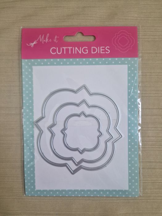 Продавам метални щанци