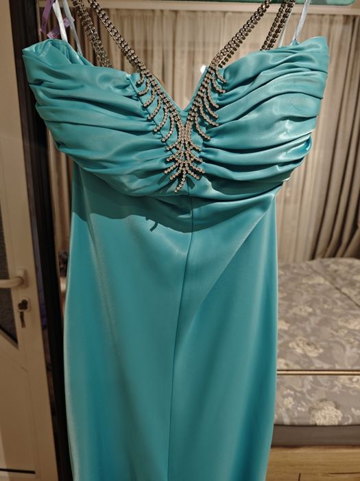 Официална сатенена рокля от бутик La sposa