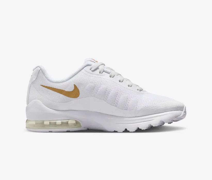 Дамски снейкъри Nike Air Max Invigor