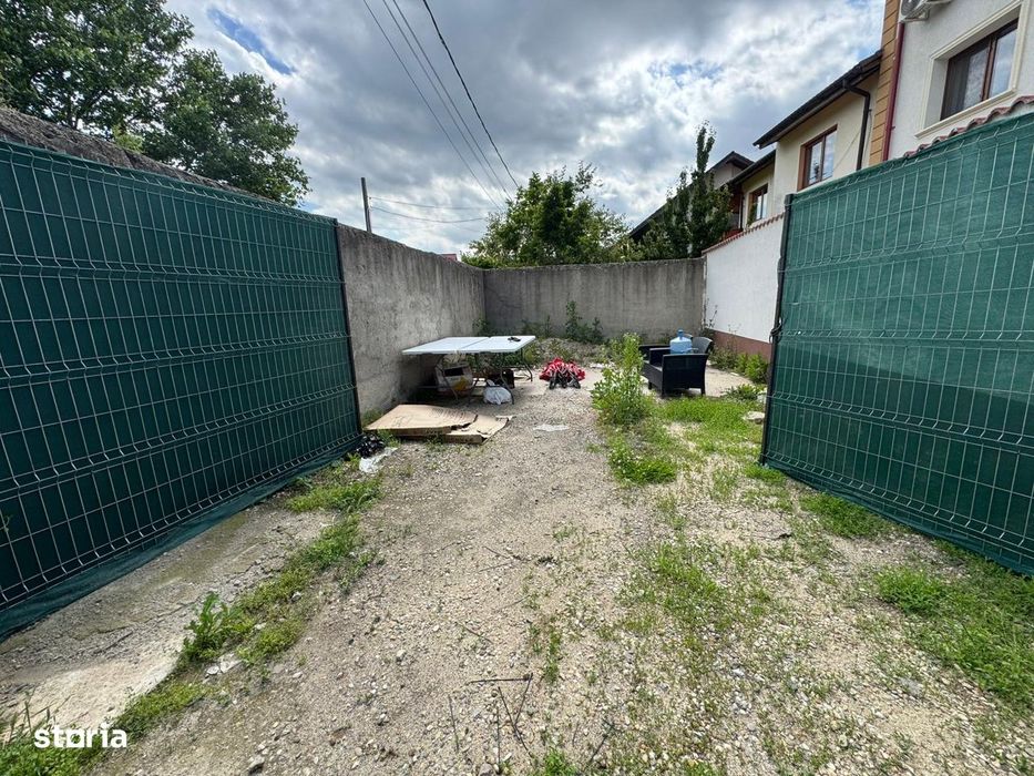 Teren de vanzare stradal pentru spatiu comercial/ Bragadiru Smardan