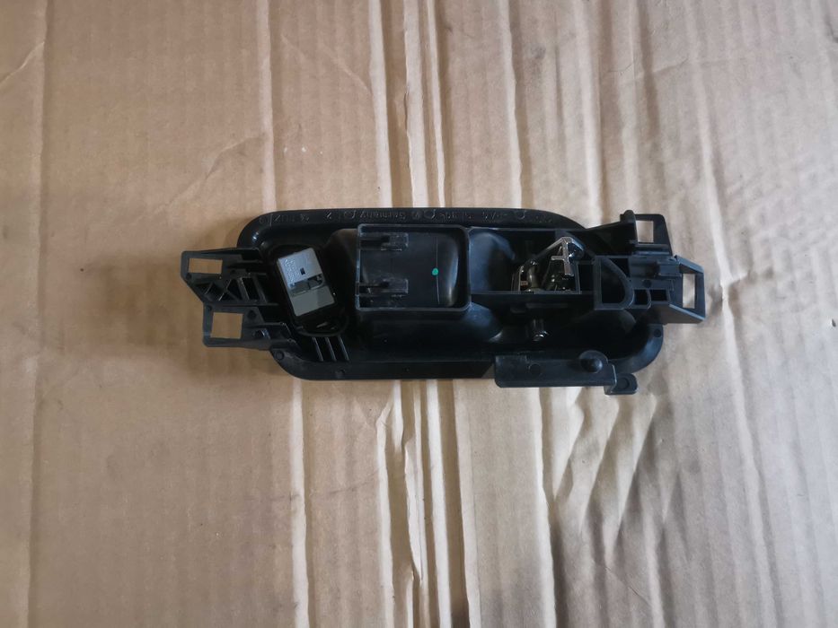 Дръжка предна врата VW Amarok