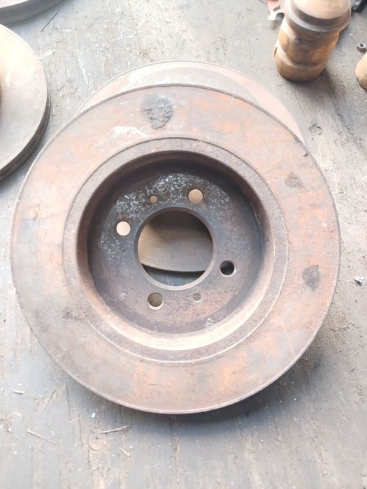 Тормозной диск Нисан Алмера