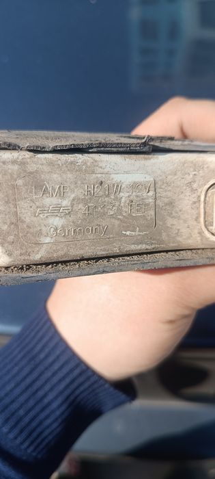 Продам левый поворотник Passat B6