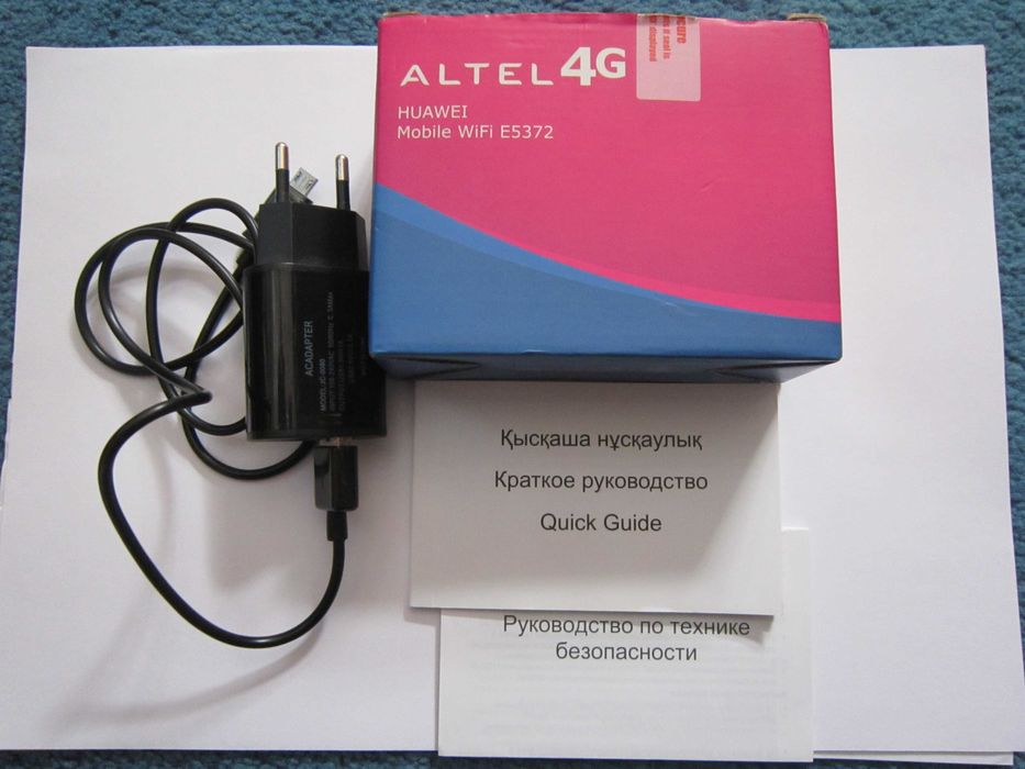 Wi-Fi роутер HUAWEI.