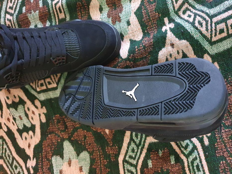Jordan 4 black cat 44,5