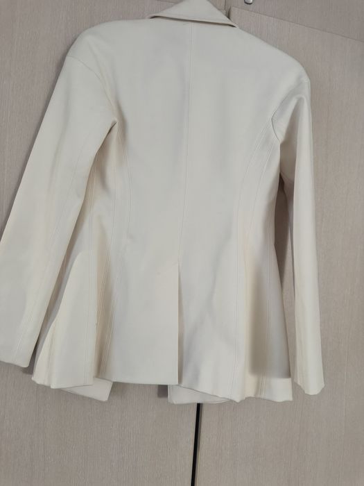 Дамско сако Zara .