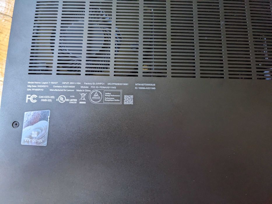 Lenovo Legion 7 16IAX7 i7-12800HX Nvidia 3070ti 32GB DDR5 1TB NVME