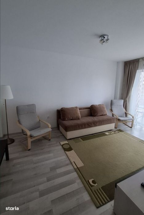 Inchiriez garsoniera pet friendly Coresi bloc nou