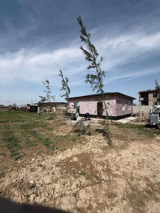 Dacha Akmal Ikromov sotiladi Piskent tumani, Toshkent viloyati