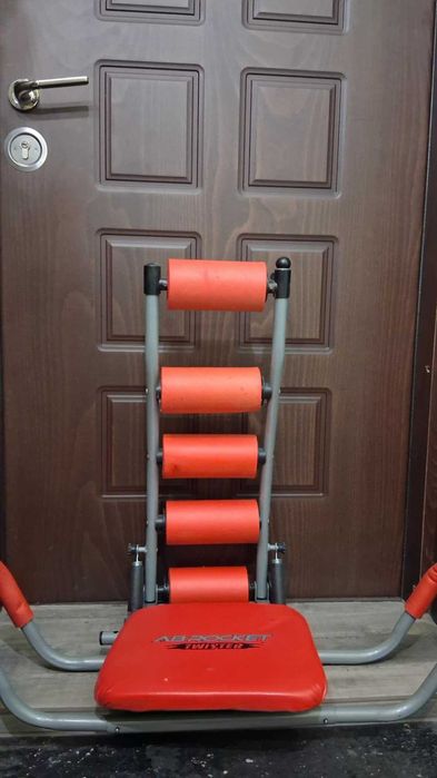 Уред за коремни преси AB Rocket