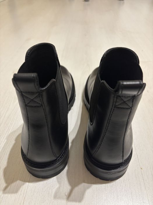 Мъжки кожени боти  Zara