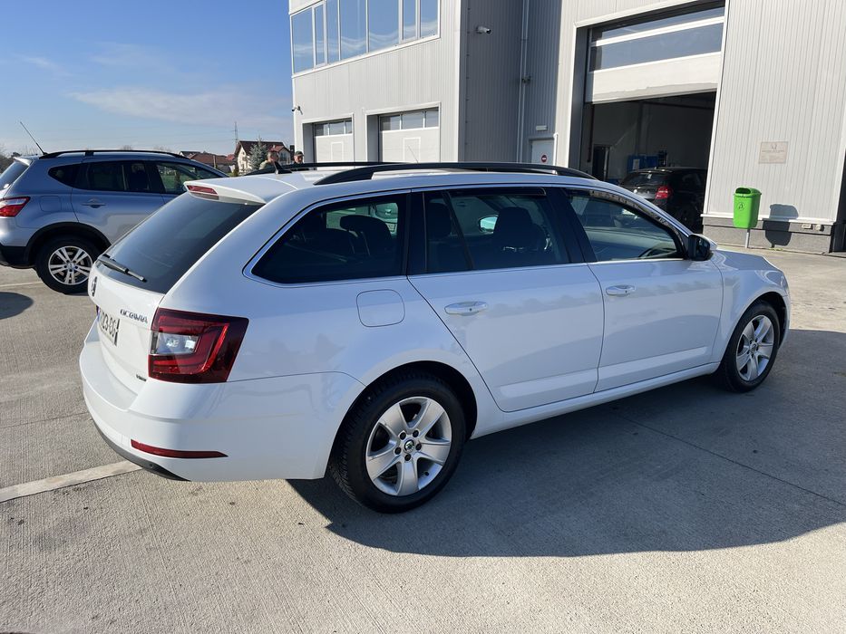 Skoda Octavia lll  1.4 TSI  + CNG  , DSG  + Panoramic !