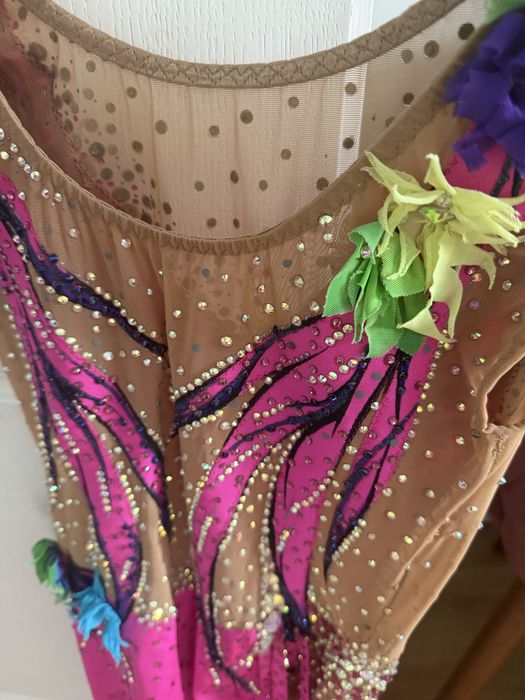 Трико за художествена гимнастика