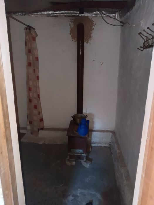 Ховли уй сотилади