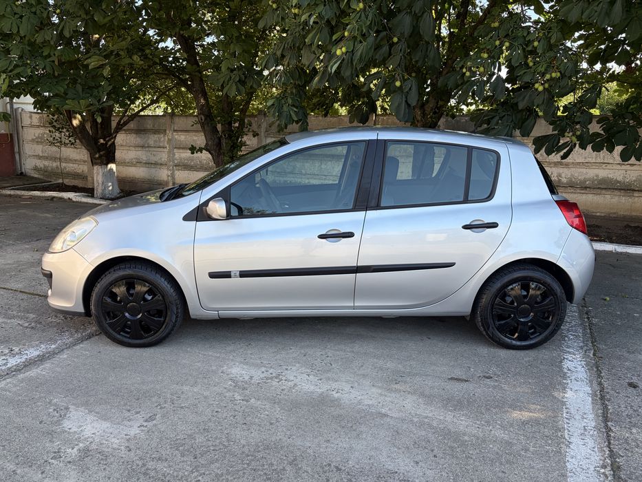 RENAULT Clio 2006 — imagine 2