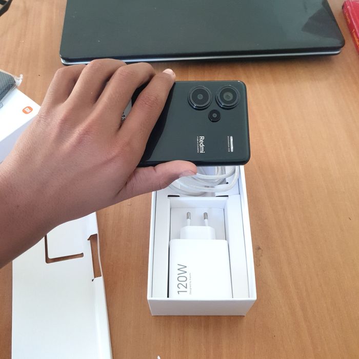 Redmi not 13 PRO PLUS 5g